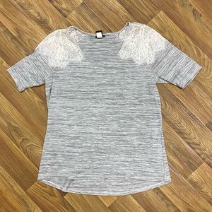 💙SOLD💙 Torrid Knit Tee